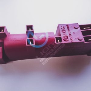 Lighting Block 110-120/240V 4S